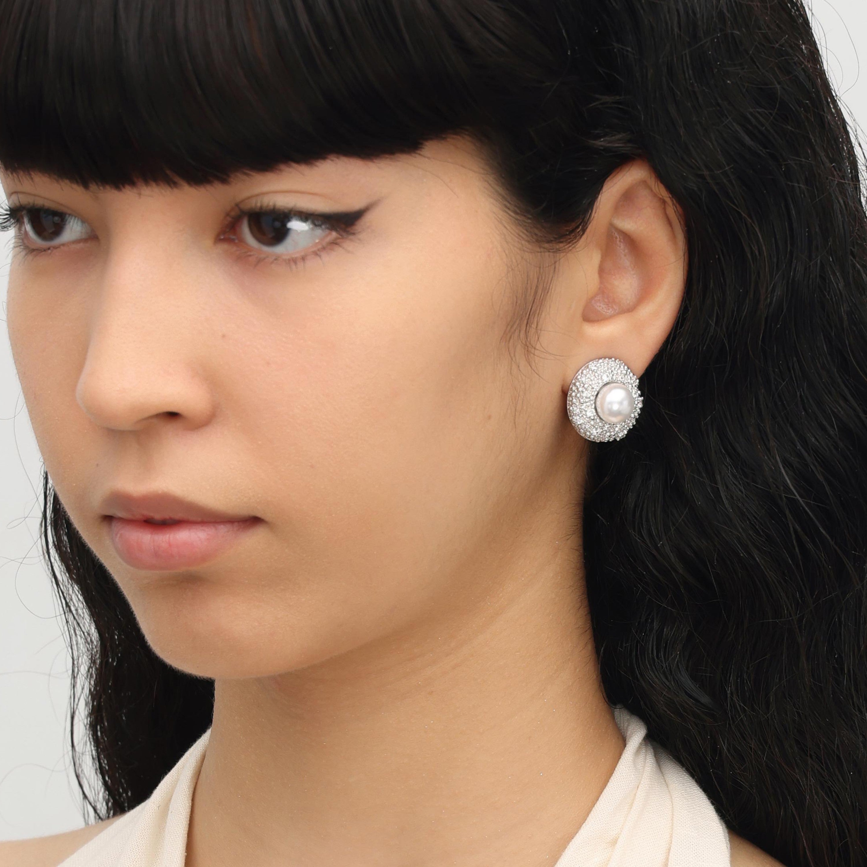 RSNY Shiny Pearl Stud Earrings