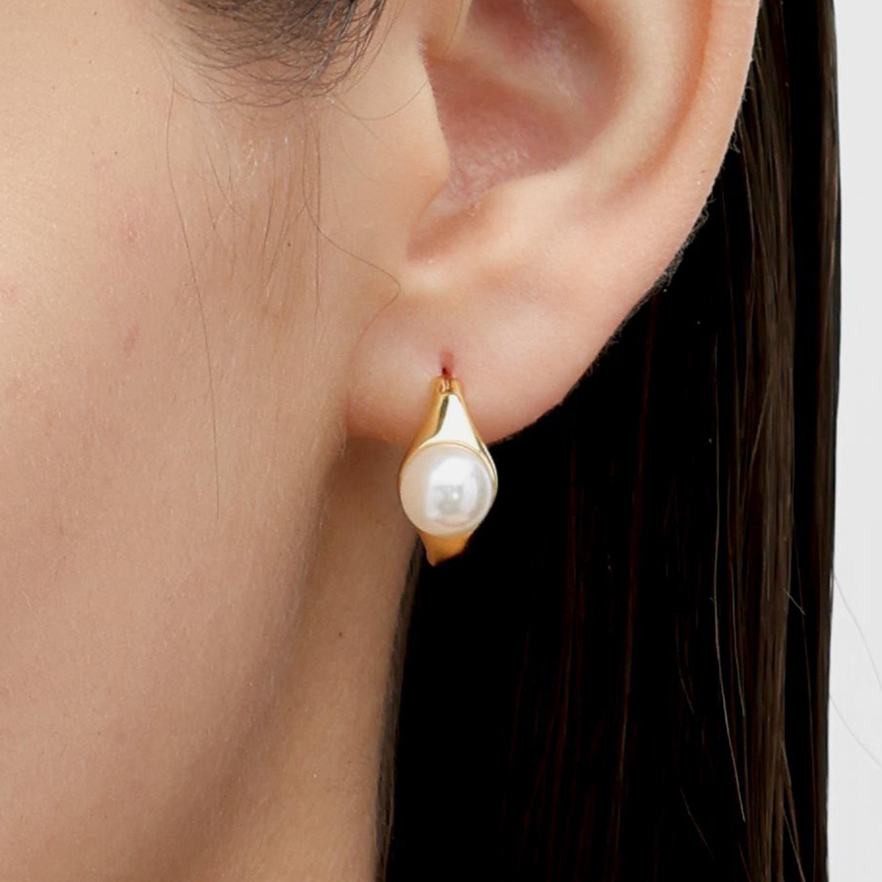 RSNY irregular pearl earrings