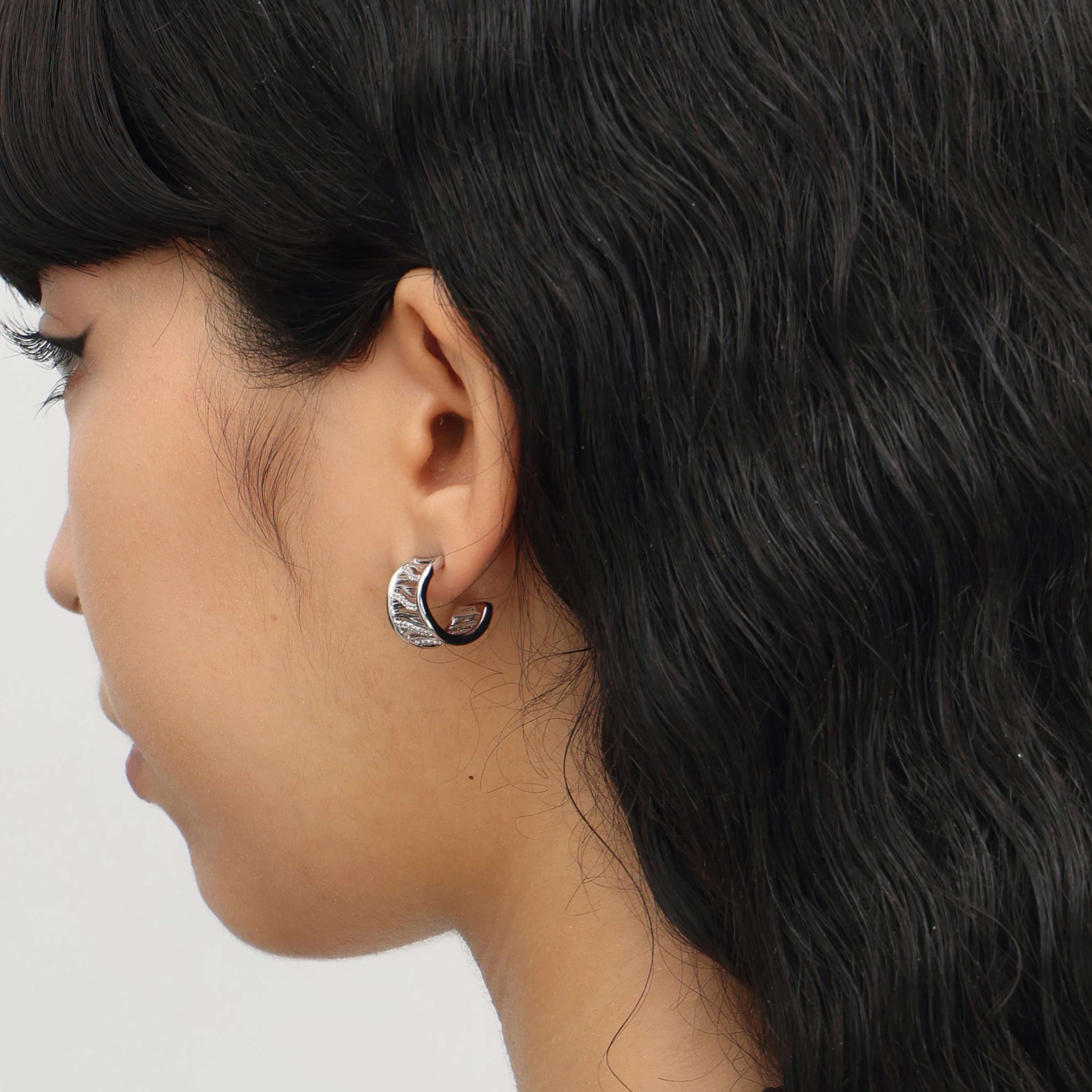 RSNY simple line earrings