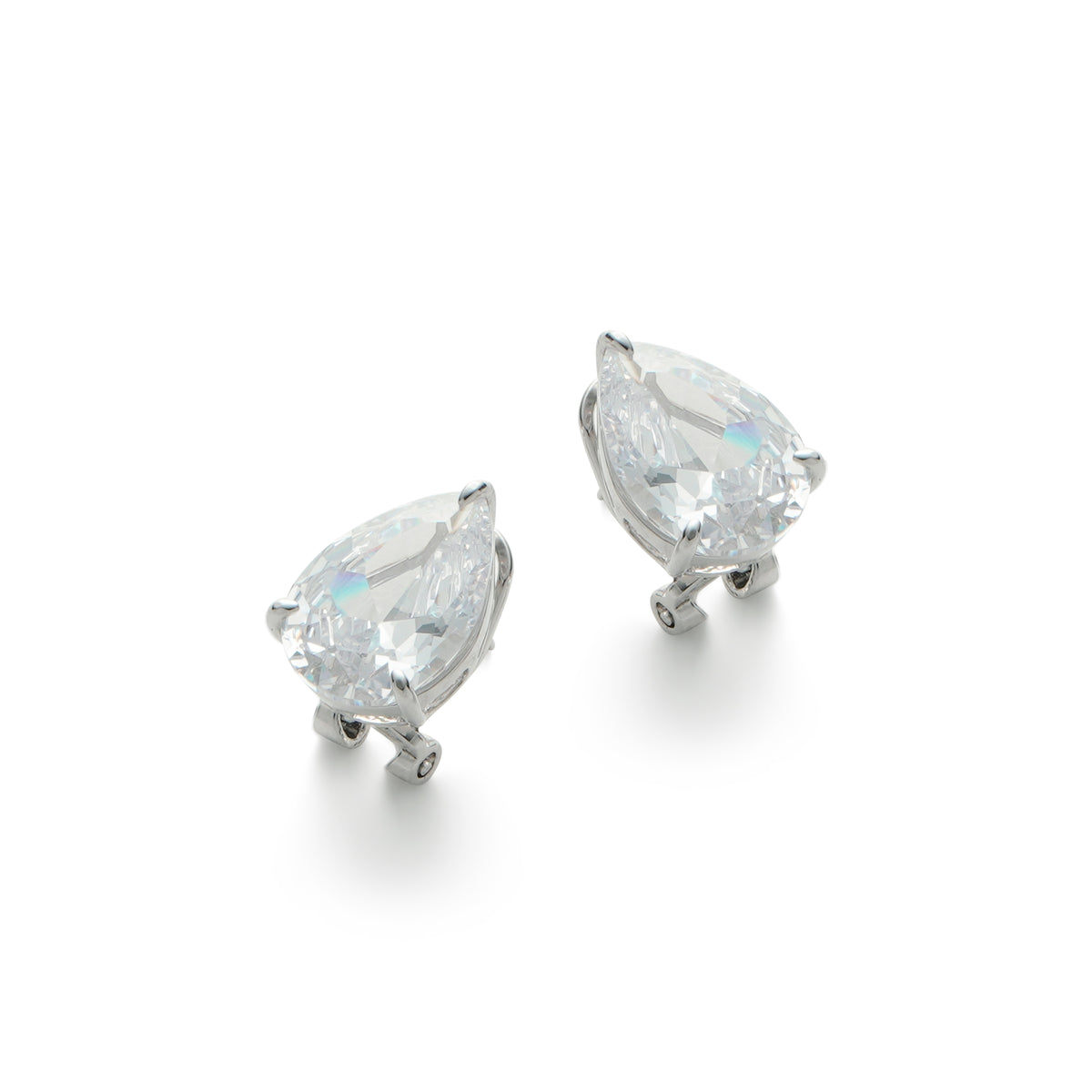 RSNY water drop shape diamond stud earrings - RSNY R2131A 铜镀铑/银耳针 约13*19*8mm 钻石型设计元素/通勤款几何造型/精致感细节处理/纯手工镶嵌技艺