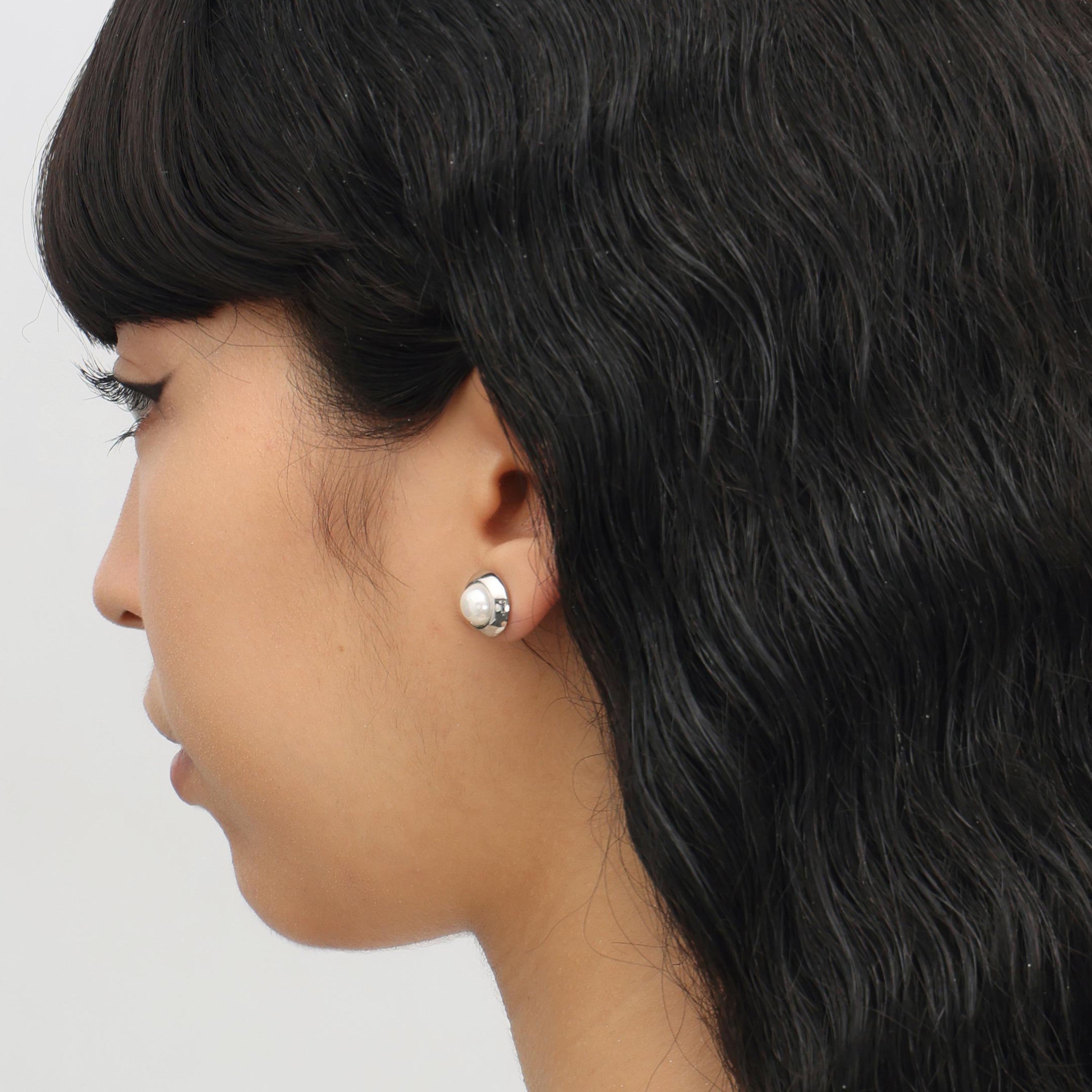 RSNY simple pearl stud earrings