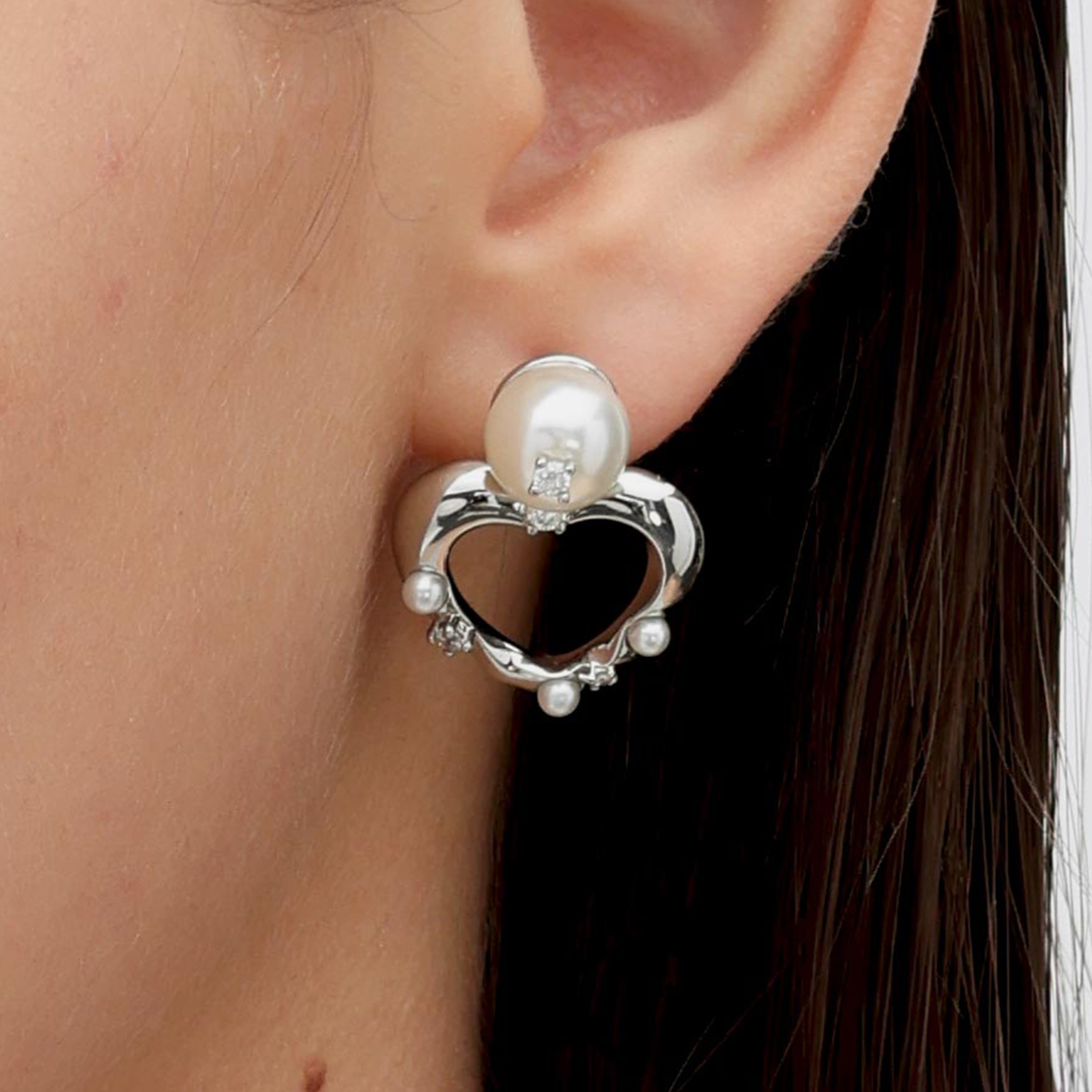 RSNY heart stud earrings