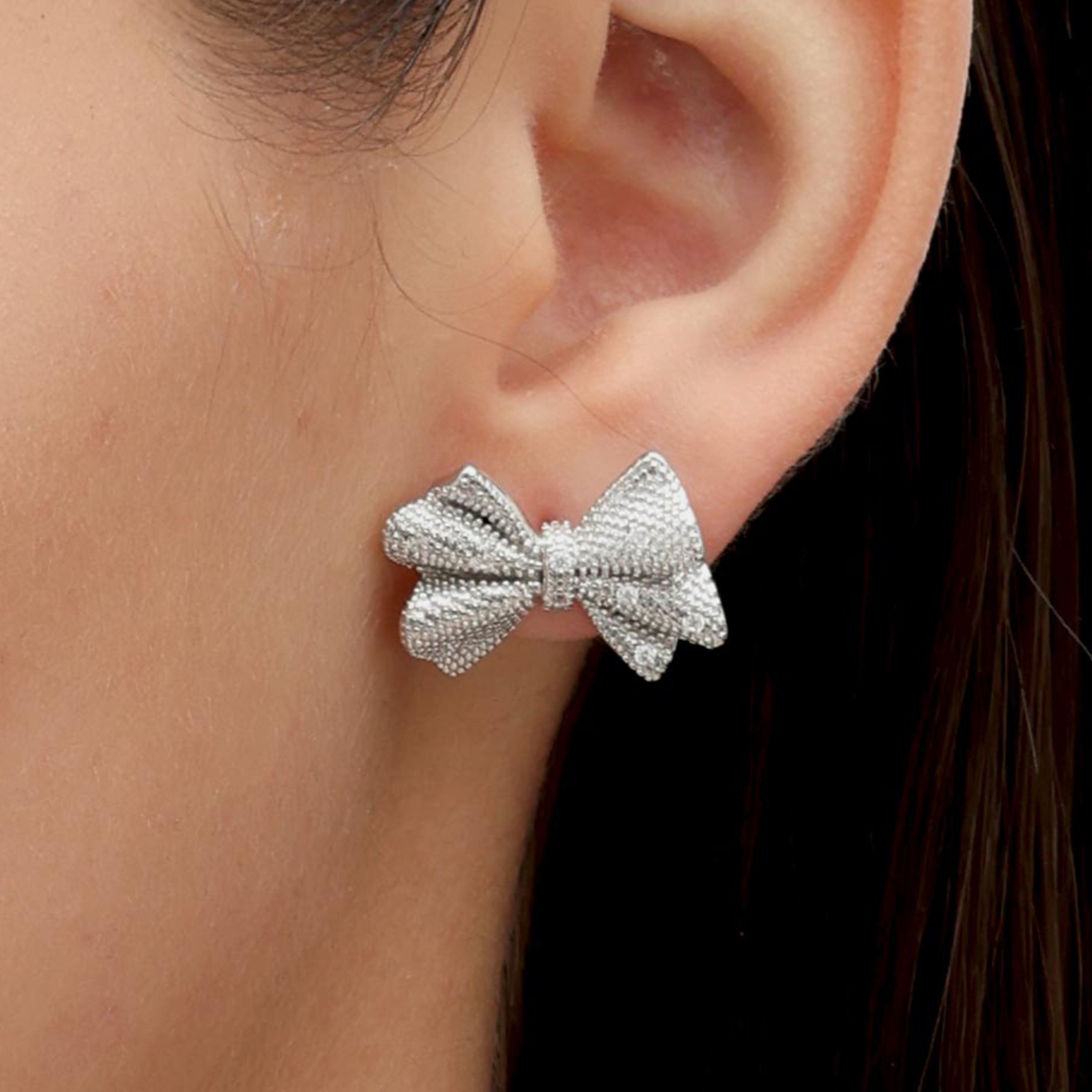 RSNY shiny bow stud earrings