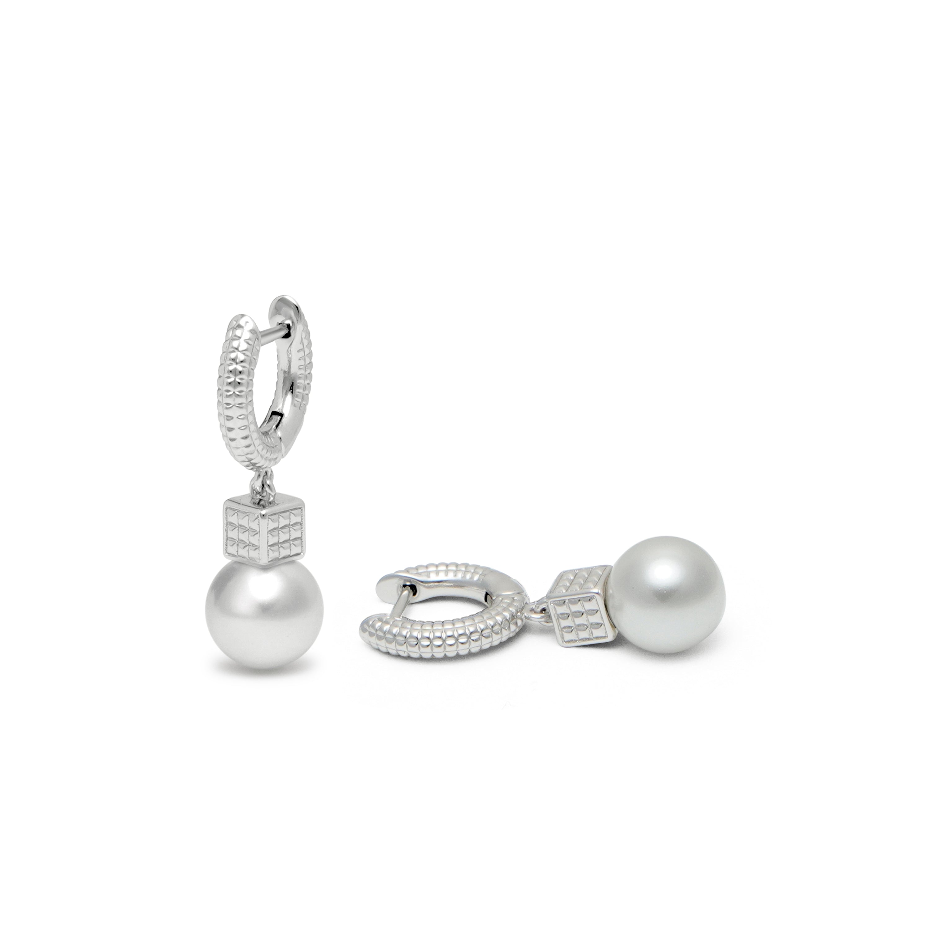 RSNY diamond pattern pearl earrings